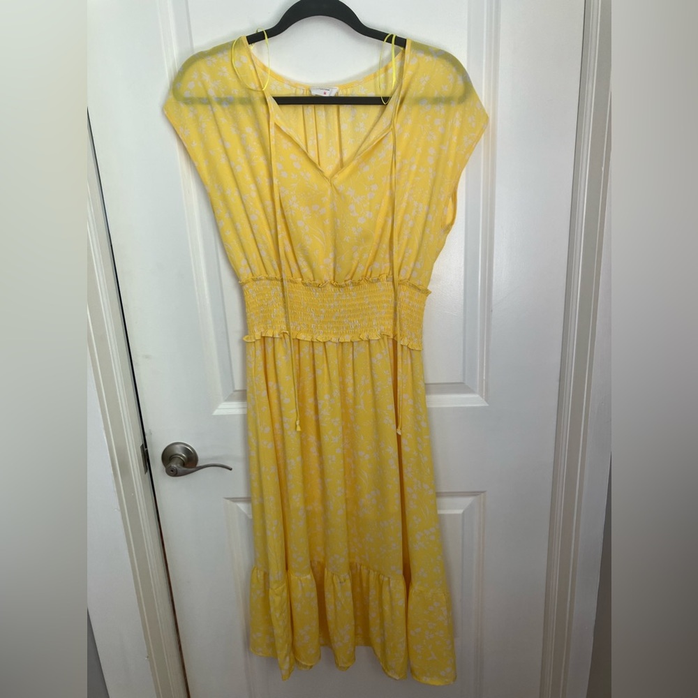 Gently worn yellow sundress!